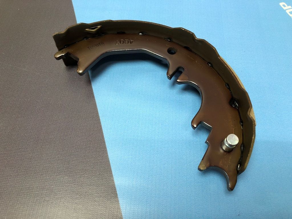 Колодки барабанные MK-2513