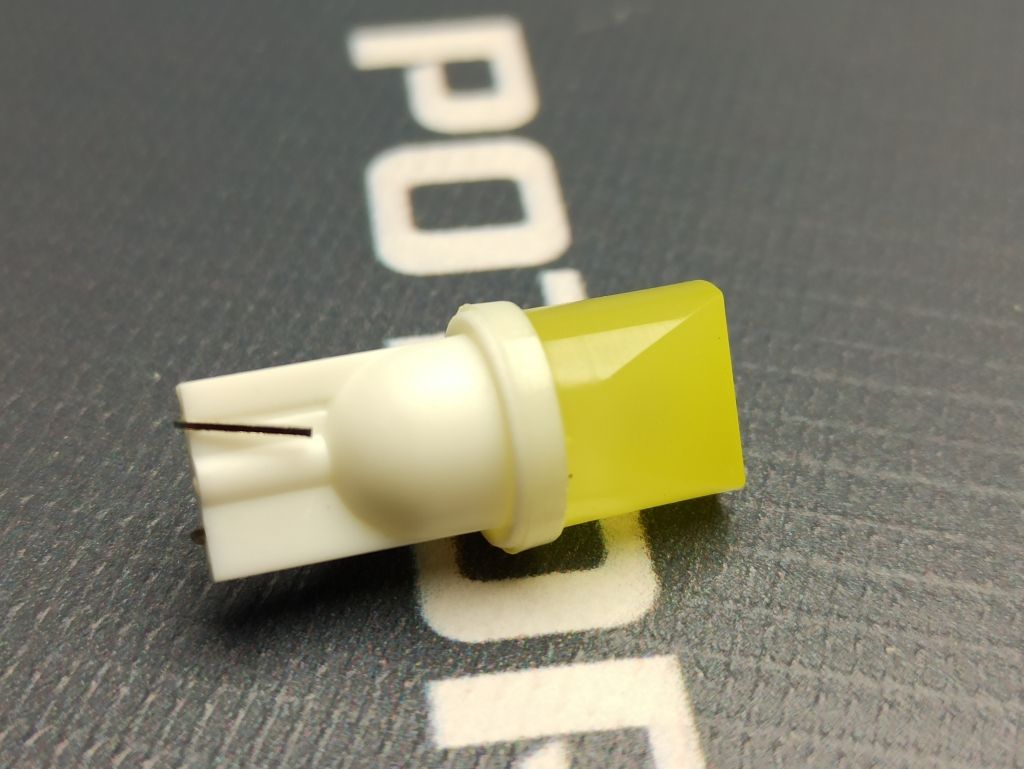 Лампа светодиодная W5W холодное свечение 12V 1 COB ФАРФОР T10 COB 2C