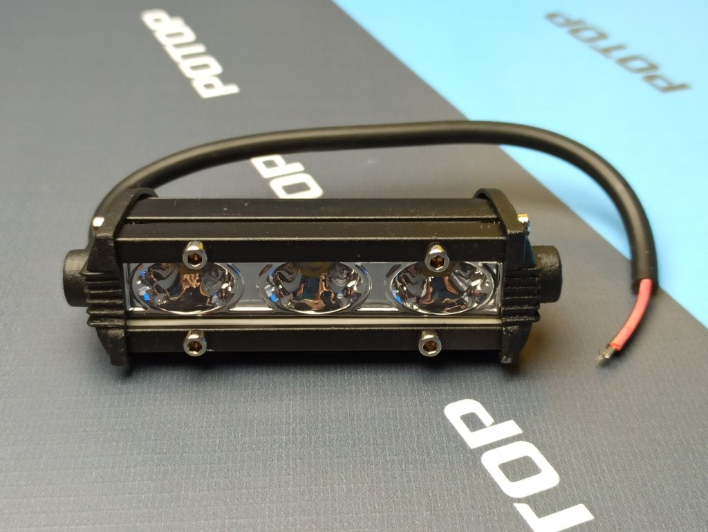Ходовые огни светодиодные OFF-ROAD 106*30 18W 12/24V 3 диод направ. S07201076